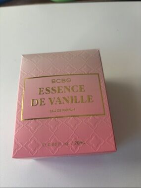 BCBG Essence De Vanille Pink and Gold Fragrance Box